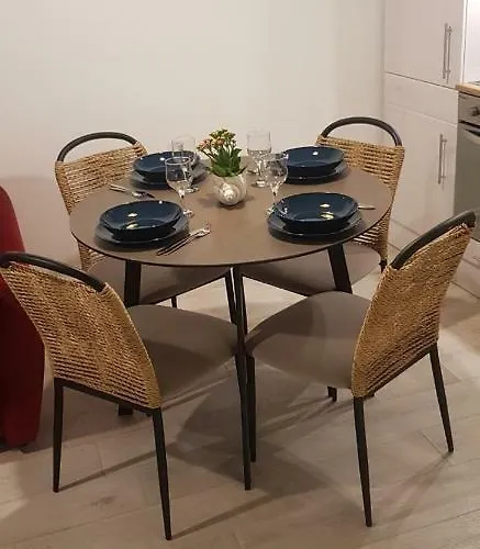 Adriamar Apartamento *